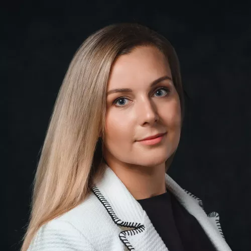Яна  Шеина